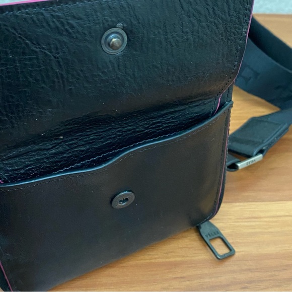 VELEZ Black Cattle Leather Crossbody Wallet Bag - Picture 14 of 16